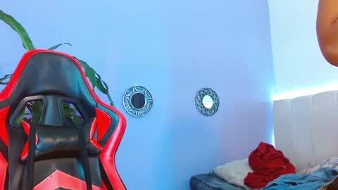 Snapshot of ivy_scorpio chatting on September 30, 2:11 pm ivy_scorpio online show from September 30, 2:11 pm