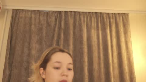Ivy online show from April 26, 3:21 pm