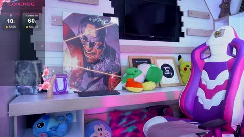 Ivy  online show from April 11, 4:17 am