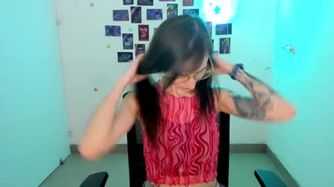 Ivy online show from August 6, 8:22 pm