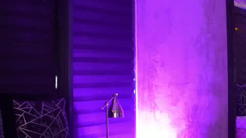 IvyRowa online show from October 22, 5:34 pm