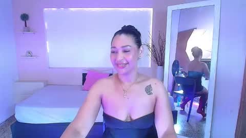 ivyshine7 online show from September 25, 3:43 am
