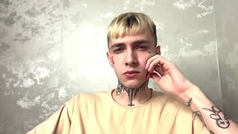 Snapshot of ivywairley chatting on March 2, 4:58 pm ivywairley online show from March 2, 4:58 pm