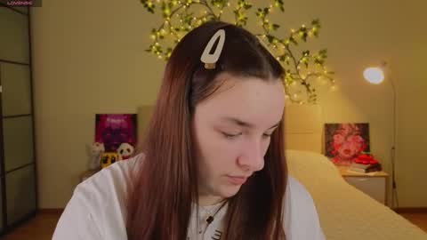 Daisy online show from March 26, 9:09 pm