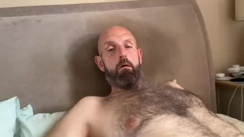 Snapshot of izzysboytoy1 chatting on July 12, 7:10 am izzysboytoy1 online show from July 12, 7:10 am