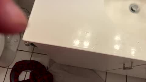 Snapshot of j2072 chatting on March 16, 10:47 pm j2072 online show from March 16, 10:47 pm