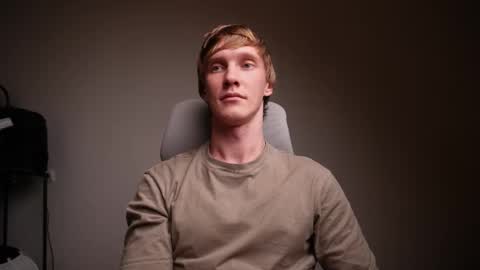 Danny online show from December 21, 9:33 pm