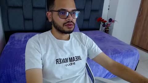 John Smith online show from February 13, 8:27 pm