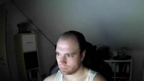 here4y online show from January 9, 9:12 am