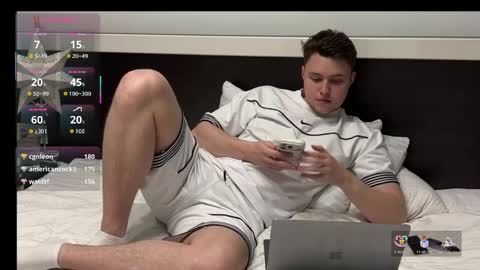 j_lyle_x online show from May 12, 7:22 pm