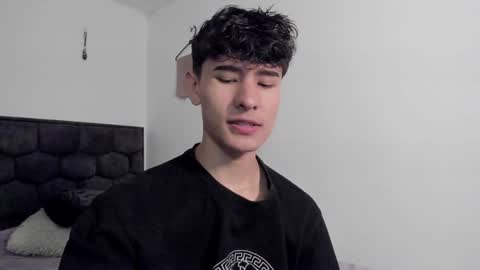 Noah online show from January 2, 12:46 pm