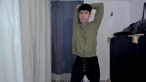 Noah online show from February 6, 2:26 pm