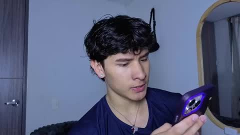 Noah online show from October 1, 1:39 pm