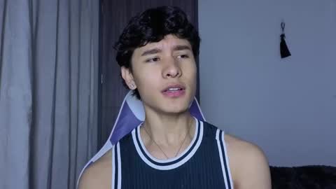 Noah online show from October 3, 12:24 pm