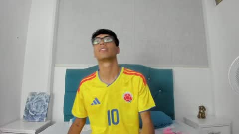 Snapshot of jacck_black chatting on June 12, 8:30 pm jacck_black online show from June 12, 8:30 pm