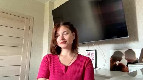 Julie online show from June 9, 11:27 pm