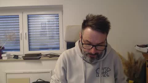 jackbauer9999 online show from January 18, 1:04 pm