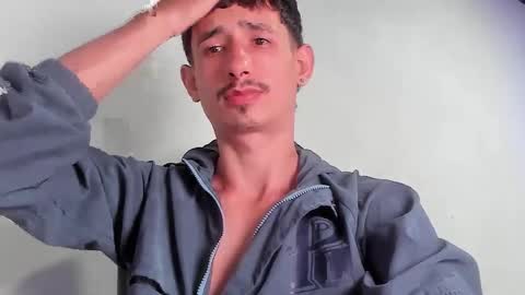 Snapshot of jackk_ho chatting on February 24, 8:12 am Jack online show from February 24, 8:12 am