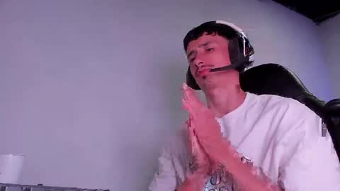 Snapshot of jackk_ho chatting on February 27, 7:08 am Jack online show from February 27, 7:08 am