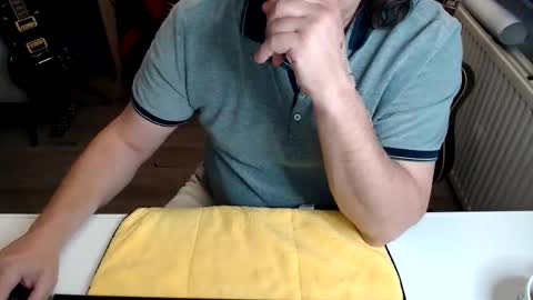 Jack independent model  online show from April 20, 7:04 pm