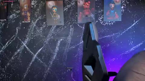 Jackson online show from April 22, 2:18 pm