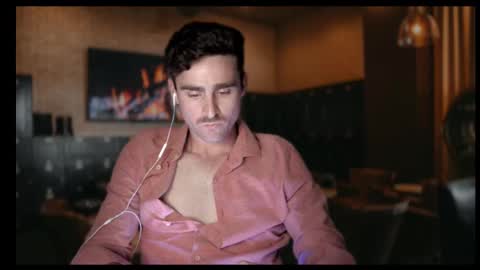 Jackson Uk online show from January 7, 6:43 pm