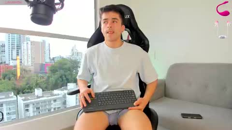 JACOB FERRER online show from March 18, 6:55 pm