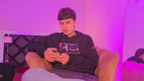 Jacob online show from June 8, 7:47 pm