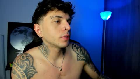 jacobb116 online show from February 14, 1:24 am