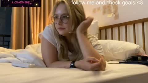 jacywinslat online show from December 22, 12:57 pm