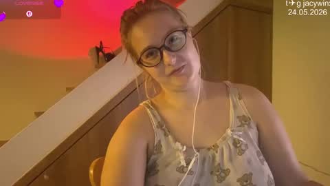 jacywinslat online show from May 24, 1:05 pm