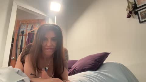 Snapshot of jada_lovelace chatting on December 25, 5:26 pm JL online show from December 25, 5:26 pm