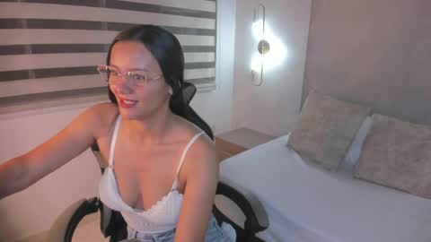 J A D E online show from May 28, 11:40 am