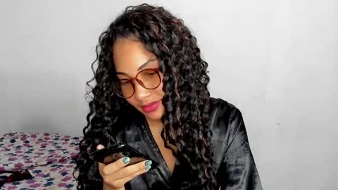 Snapshot of jade_dorthini chatting on January 10, 11:29 pm Jadeleidy Dorthini online show from January 10, 11:29 pm