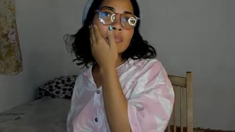 Snapshot of jade_dorthini chatting on January 29, 2:19 am Jadeleidy Dorthini online show from January 29, 2:19 am