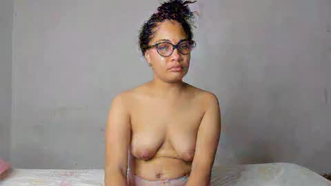 Snapshot of jade_dorthini chatting on January 13, 8:25 pm Jadeleidy Dorthini online show from January 13, 8:25 pm