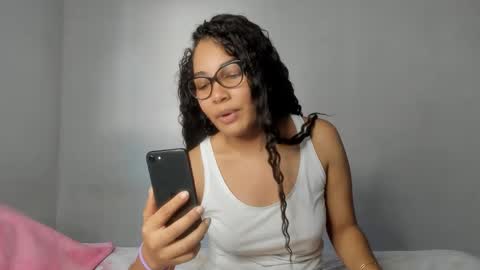 Snapshot of jade_dorthini chatting on January 18, 9:18 pm Jadeleidy Dorthini online show from January 18, 9:18 pm