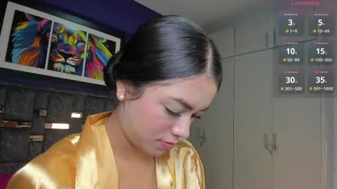 jade_lovv online show from May 14, 12:12 pm