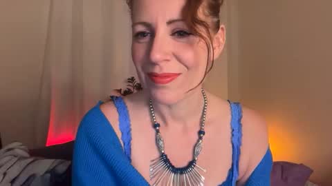 Snapshot of jade_slade chatting on May 9, 1:00 am Jade Slade online show from May 9, 1:00 am