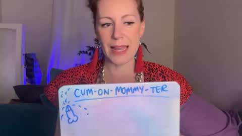 Snapshot of jade_slade chatting on May 17, 8:55 am Jade Slade online show from May 17, 8:55 am