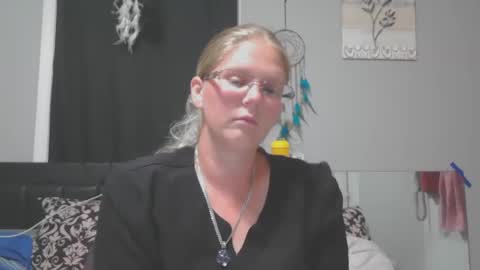 JadeLuv online show from September 24, 12:47 am