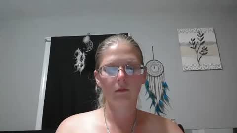 JadeLuv online show from October 21, 12:55 am