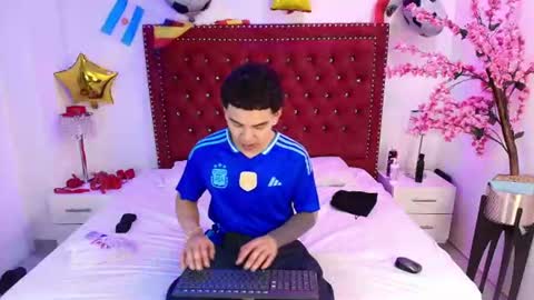 Jaden and Sofia  online show from July 4, 3:02 am