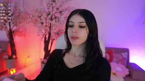 Jade Summer online show from March 23, 11:25 am