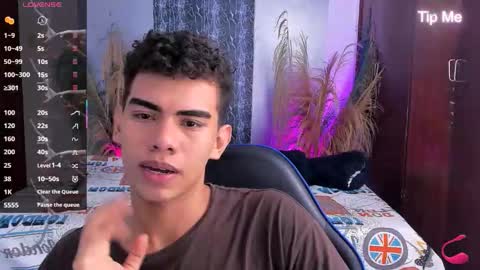 javi15  online show from December 14, 10:58 pm