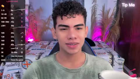 javi15  online show from December 16, 3:00 am