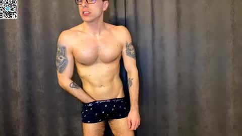 Alex online show from April 26, 7:44 pm