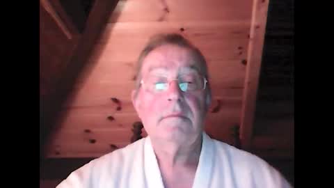 Snapshot of jahanc01 chatting on November 11, 4:23 am Malko online show from November 11, 4:23 am