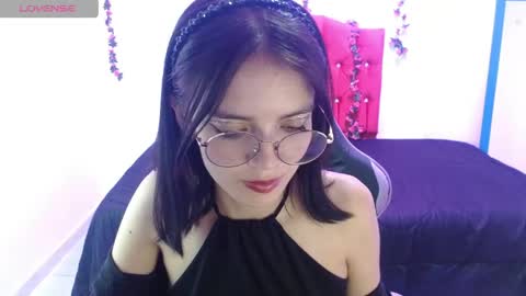 jaide387017 online show from May 4, 8:49 pm