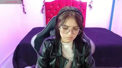 jaide412638 online show from May 25, 8:59 pm